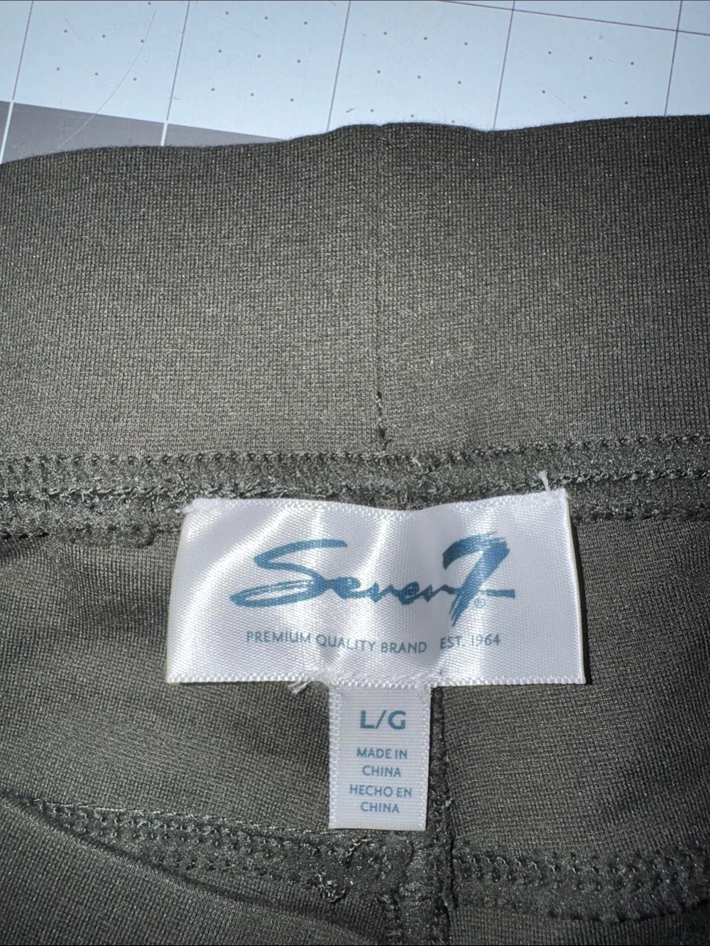 Seven7 Olive Ponte Leggings - Picture 2 of 7